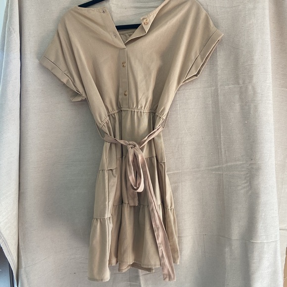 Mine short sleeve dress with tie back - Picture 3 of 3